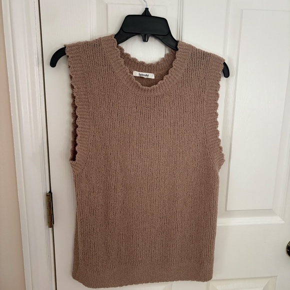 Sleeveless Sweater/ Sweater Vest - Picture 1 of 3